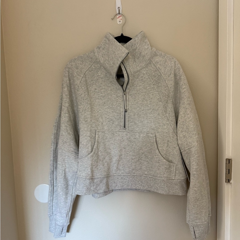 NWT lululemon scuba funnel neck